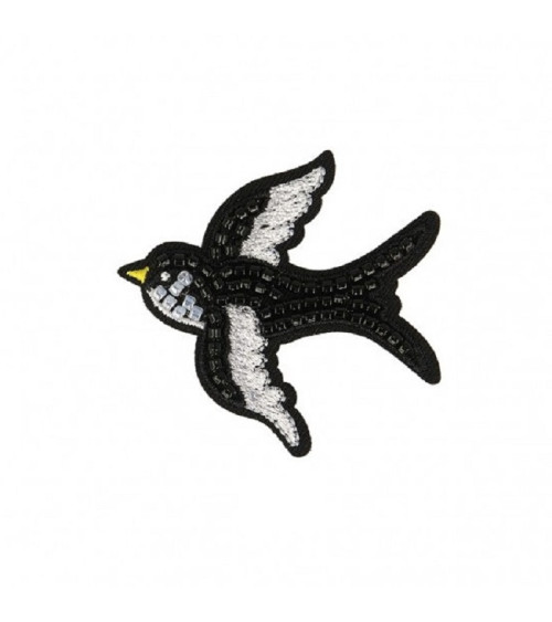 Iron-on pearl bird badge 6x5cm