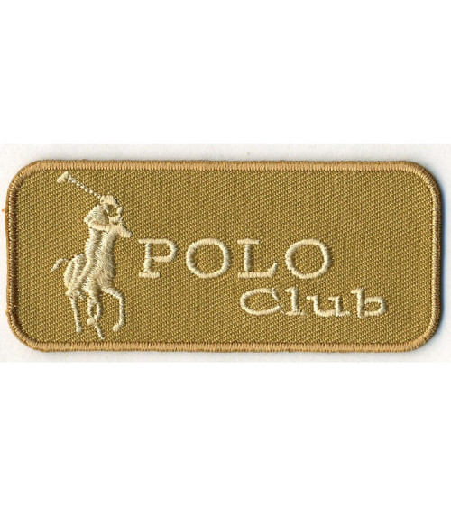 Escudo dorado del Club de Polo