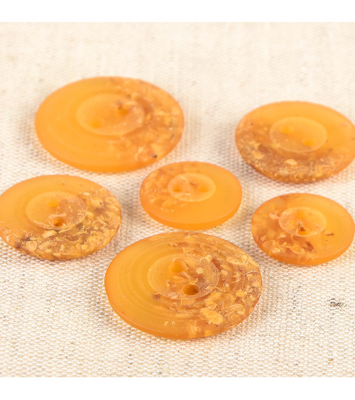 Round button 2 holes chips 15mm mustard yellow