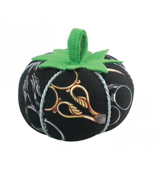 Chic Scissor Pin Tomatoes in Black