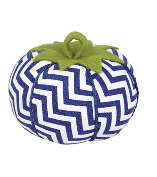 Blue and white geometric print pin tomatoes