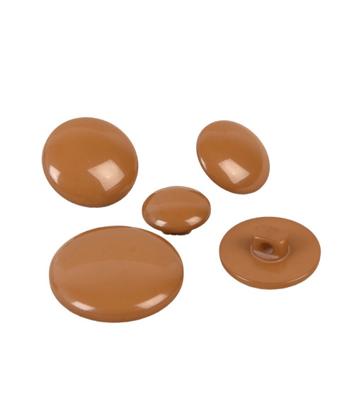 Set of 6 round buttons with classic beige shank