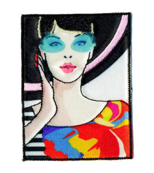 Ecusson thermocollant femme pin up 7 x 5cm