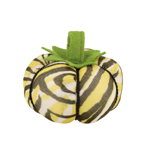 8cm zebra pin tomato