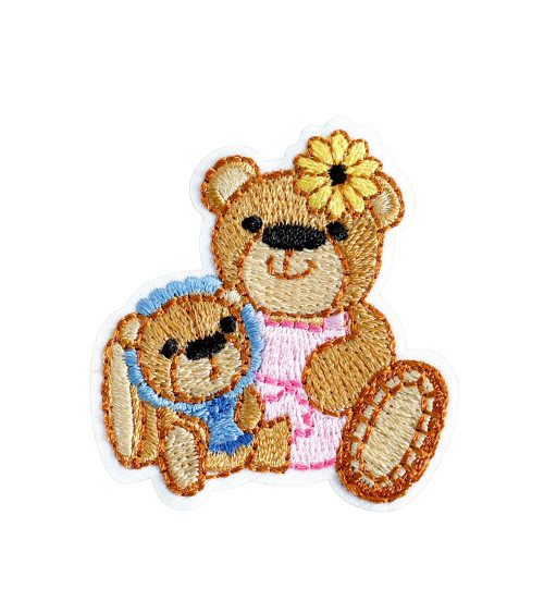 Set of 3 cute mom and baby bear badges 4cm x 4.5cm