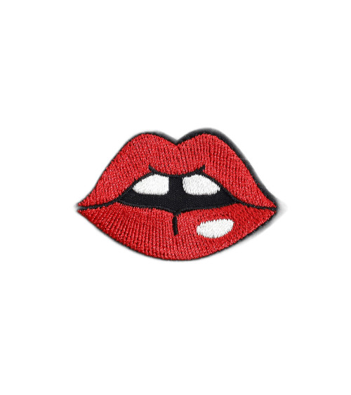 Mouth mouth badge 5cm x 3cm