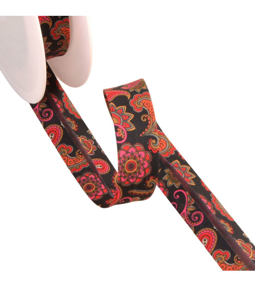 Cinta al bies con motivo paisley negro de 20 mm por metro fabricada en Francia