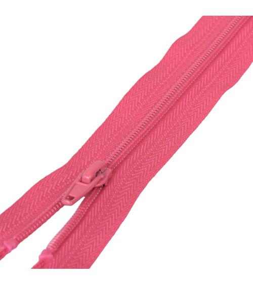 Separable sports closure spiral mesh - fuchsia