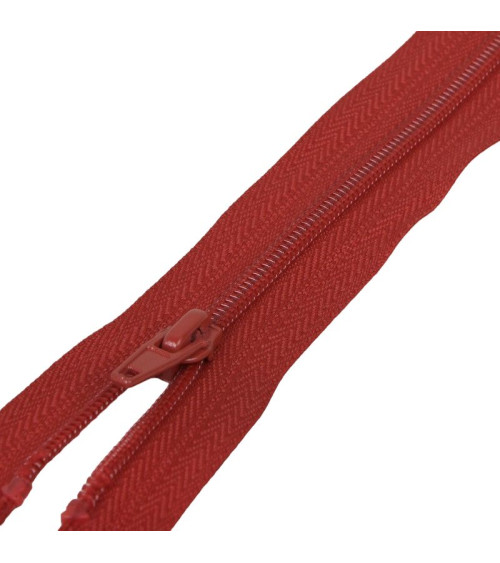 Separable sports closure spiral mesh - red