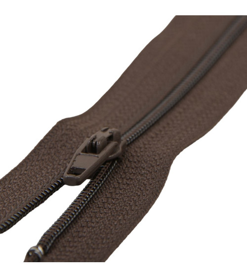 Fine Polyester Closure No. 2 Brown color