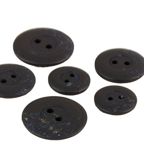 Set of 6 round buttons 2 holes chips 15mm Black