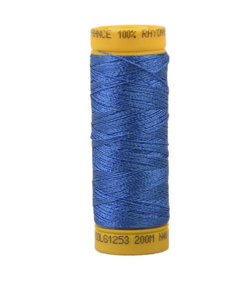 Bobina de hilo de bordar 100% viscosa 200m - Azul egipcio C253