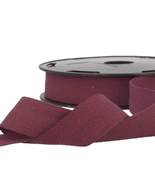 50m spool of Plum cotton serge