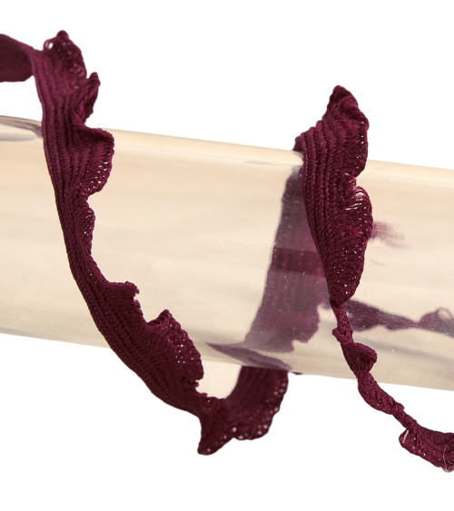 25m reel of 10mm Bordeaux scalloped braid