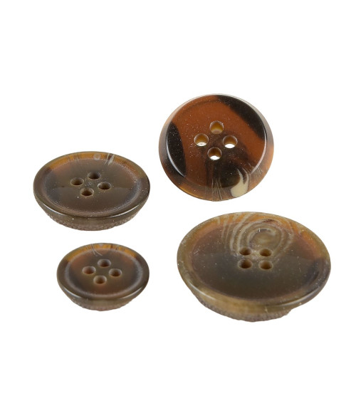 Set of 6 4-hole imitation horn buttons Brown