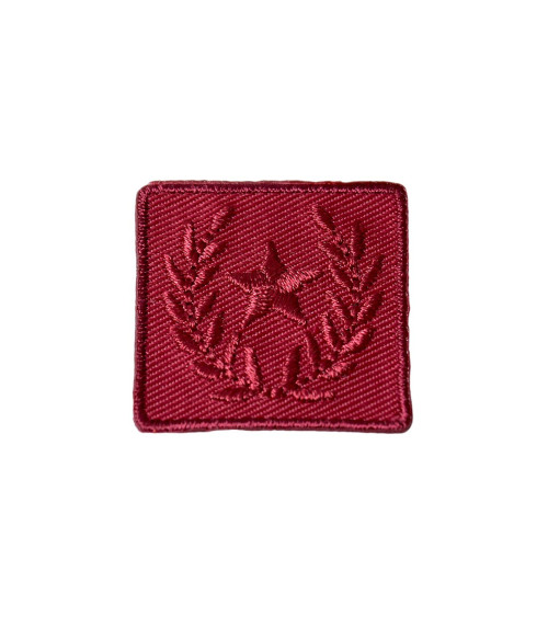 Iron-on badge star laurel burgundy 3cm x 3cm