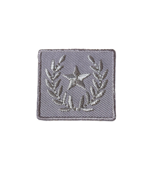 Insignia termoadhesiva estrella laurel gris 3 cm x 3 cm