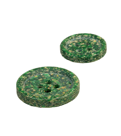 Set of 6 pine green rice husk buttons