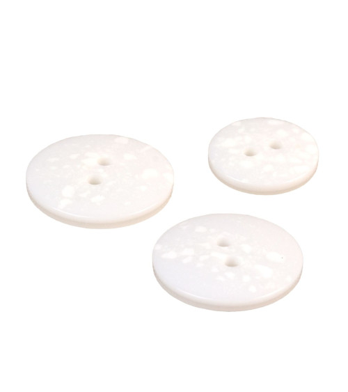 Round recycled plastic button 2 holes white