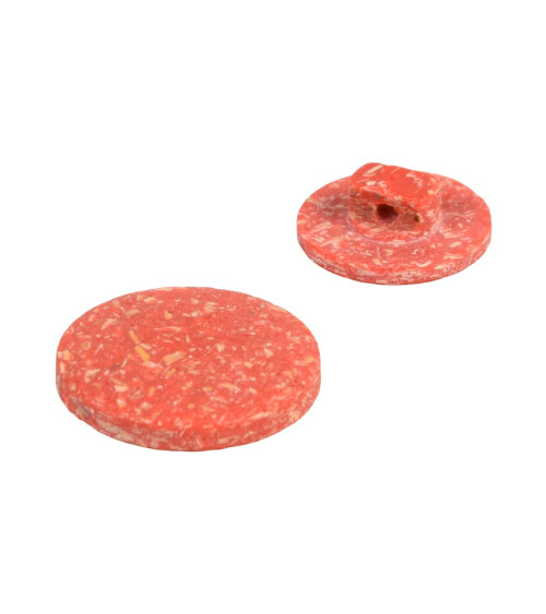 Round button with red rice husk tail