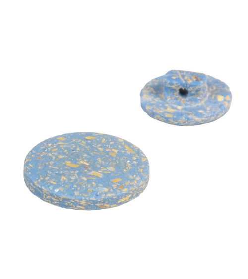 Round button with sky blue rice husk tail