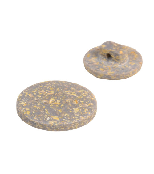 Round button with ash gray rice husk tail