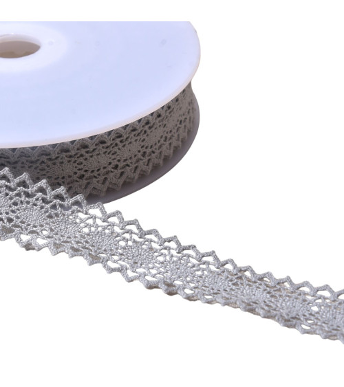 20m bobbin of cotton lace between two "turtles" 23mm light gray