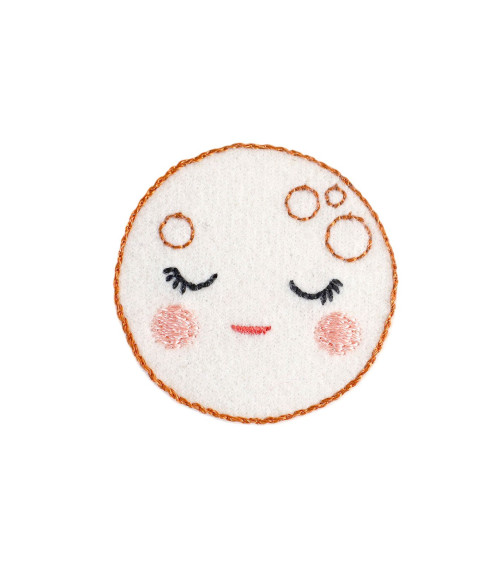 Baby moon iron-on patch 3.8cm x 3.8cm